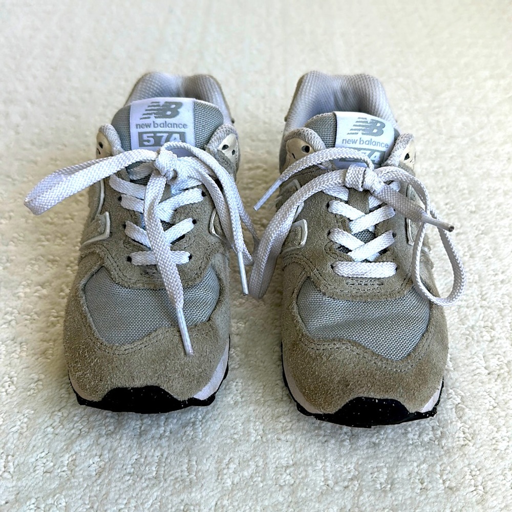 New Balance Classic 574 👟 kids 11 wide